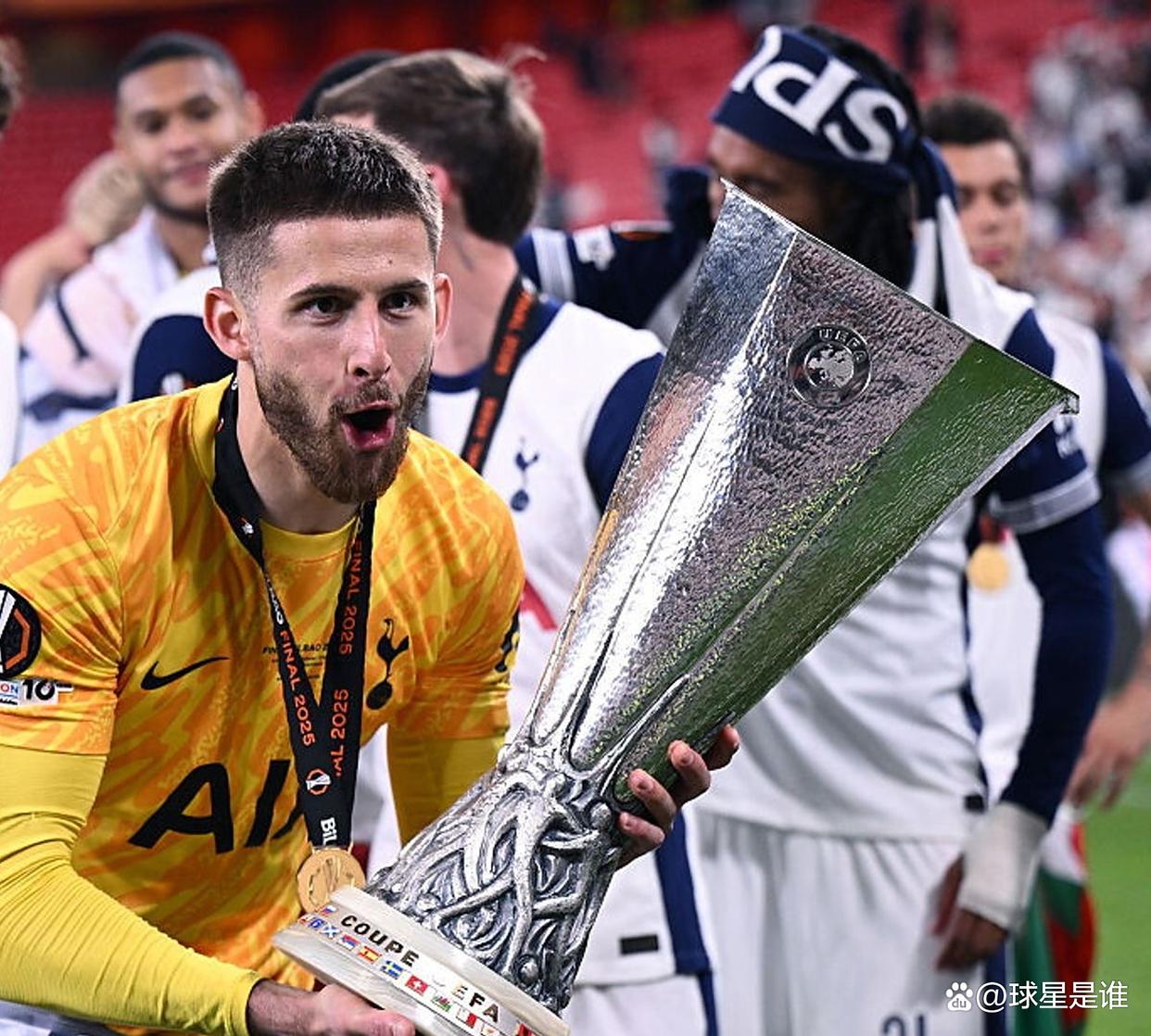 关于英超转会期再迎强敌，圣安东尼奥马刺遗憾出局，主帅态度：赛场秩序良好，临场指挥获称赞的信息-爱游戏